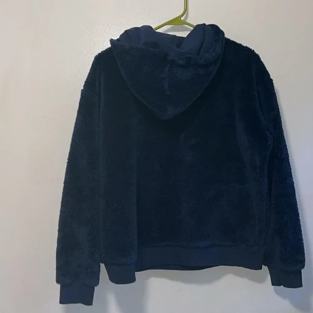 EXCELLENT CONDITION WOMEN’S CARVE DESIGNS BRIE SHERPA NAVY HOODIE SIZE XL